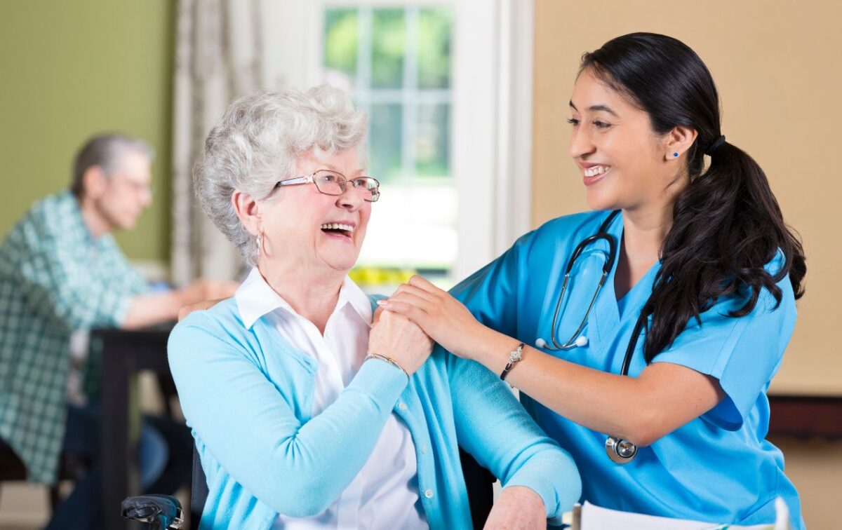 Key Qualities That Make a Great CNA in Senior Living Communities